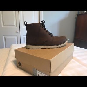 Uggs boys Boots